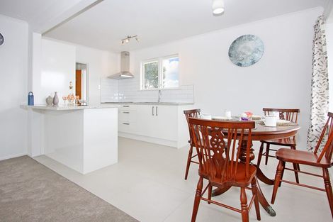 Photo of property in 133 Coxhead Road, Wattle Downs, Auckland, 2103