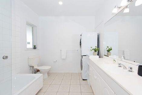 Photo of property in 4/2 Atkin Avenue, Mission Bay, Auckland, 1071