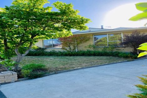 Photo of property in 35 Delaware Crescent, Russley, Christchurch, 8042