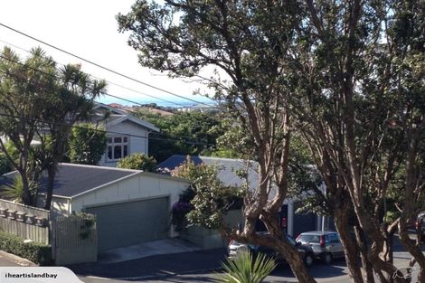 Photo of property in 2 Severn Street, Island Bay, Wellington, 6023