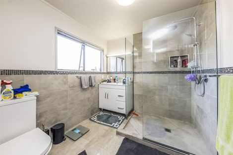 Photo of property in 1/1 Peguero Place, Totara Heights, Auckland, 2105