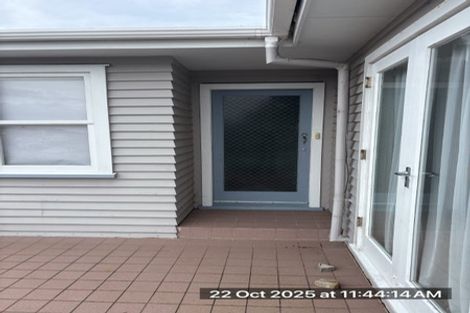 Photo of property in 12 Ranui Crescent, Khandallah, Wellington, 6035