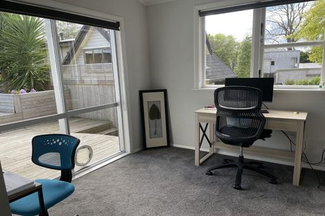 Photo of property in 200 Victoria Avenue, Hokowhitu, Palmerston North, 4410