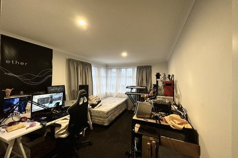 Photo of property in 571a Queen Street East, Levin, 5510