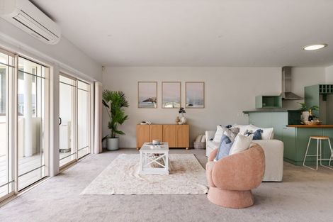 Photo of property in Harbour View, 21/100 Customhouse Street, Gisborne, 4010