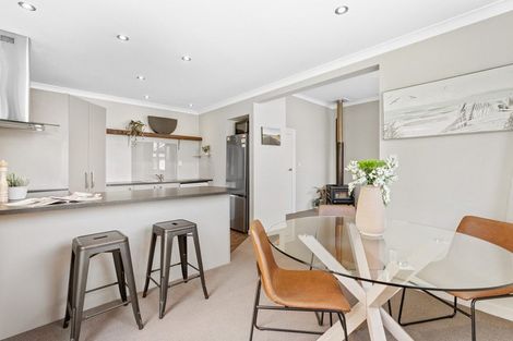 Photo of property in 21 Glenross Street, Glenross, Dunedin, 9011