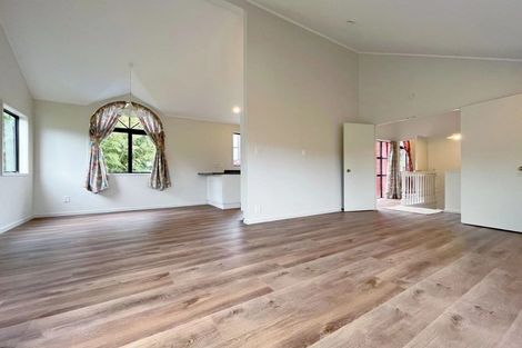 Photo of property in 1/41 Howard Road, Northcote, Auckland, 0627