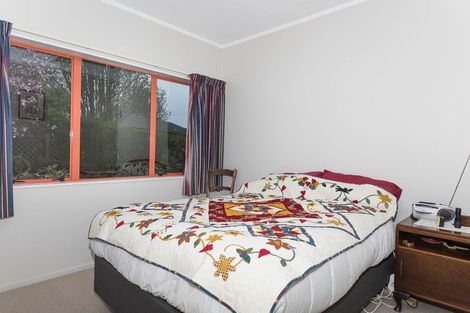 Photo of property in 10 Guinane Street, Dannevirke, 4930