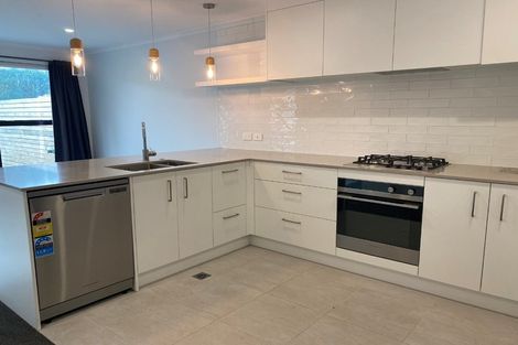 Photo of property in 5a Breakwater Way, Whitby, Porirua, 5024