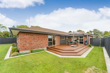 Photo of property in 102 Waterloo Crescent, Hokowhitu, Palmerston North, 4410