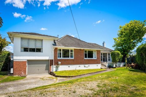 Photo of property in 23 Hall Grove, Ebdentown, Upper Hutt, 5018
