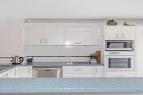 Photo of property in 146 Harbour Village Drive, Gulf Harbour, Whangaparaoa, 0930