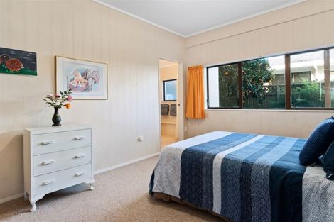 Photo of property in 1 Ruamoana Place, Omokoroa, 3114