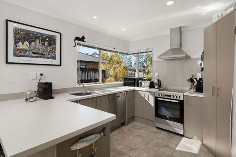 Photo of property in 32 Longmynd Drive, Katikati, 3129