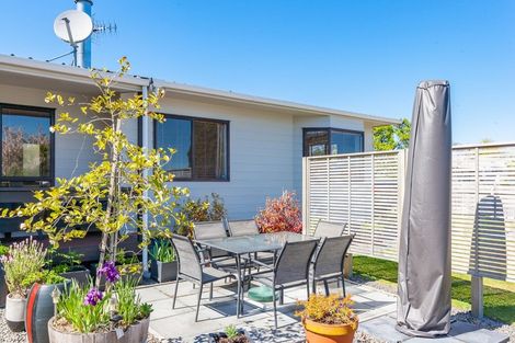 Photo of property in 16 Ward Place, Richmond Heights, Taupo, 3330