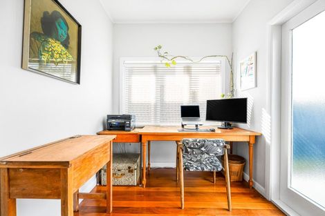 Photo of property in 41 Parker Avenue, New Lynn, Auckland, 0600