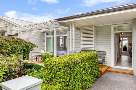 Photo of property in 52 Landmark Terrace, Orewa, 0931