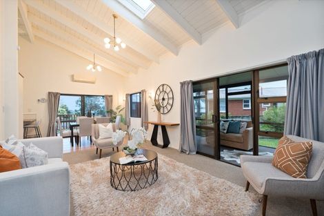 Photo of property in 59a View Road, Henderson, Auckland, 0612