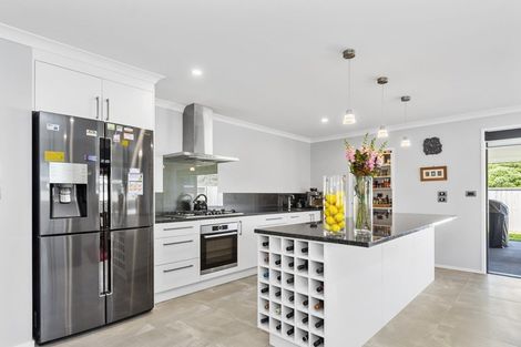 Photo of property in 67 Awatira Drive, Papamoa Beach, Papamoa, 3118