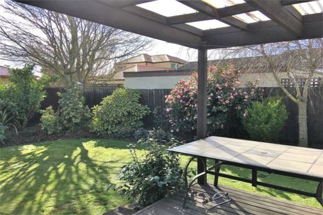 Photo of property in 2/368 Yaldhurst Road, Russley, Christchurch, 8042