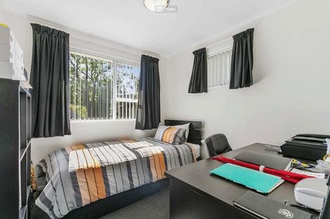 Photo of property in 22 Cantina Avenue, Bayview, Auckland, 0629