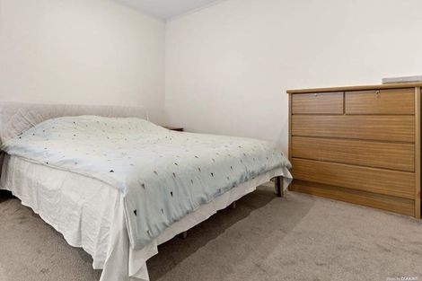 Photo of property in 1/14 Chequers Avenue, Glenfield, Auckland, 0629