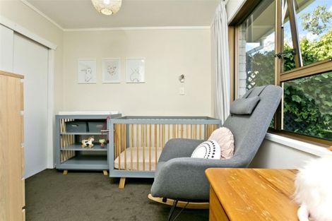 Photo of property in 2/31 Park Hill Road, Birkenhead, Auckland, 0626