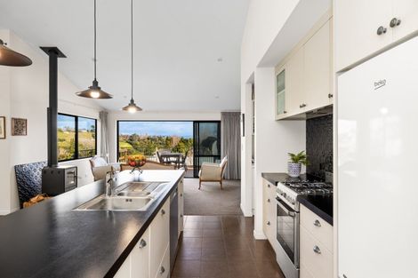 Photo of property in 96a Waikite Road, Welcome Bay, Tauranga, 3175