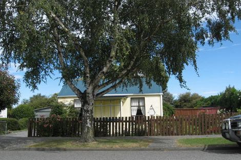 Photo of property in 14 Rolleston Street, Rakaia, 7710
