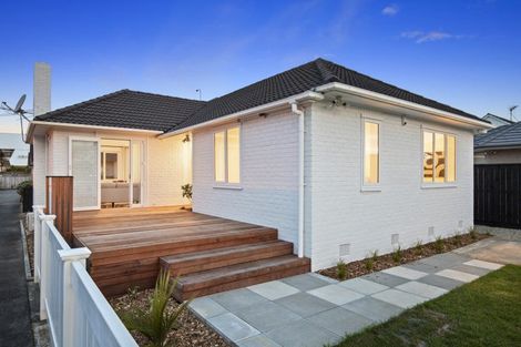 Photo of property in 19 Dublin Street, Pukekohe, 2120