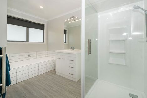 Photo of property in 2 Renata Road, Okiwi Bay, 7193