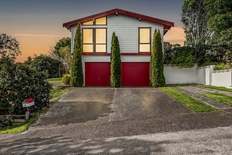 Photo of property in 5 Seymour Grove, Kingsley Heights, Upper Hutt, 5018