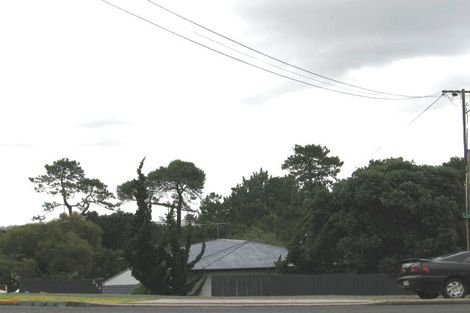 Photo of property in 1/284 Sunset Road, Windsor Park, Auckland, 0632