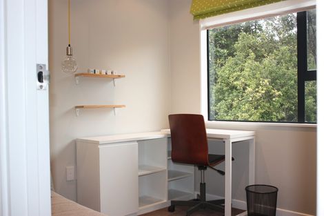 Photo of property in 42 Anne Mclean Drive, Bayview, Auckland, 0629