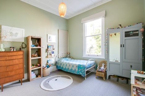 Photo of property in 13 Colenso Avenue, Hospital Hill, Napier, 4110