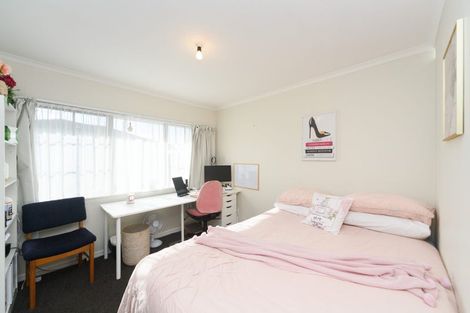 Photo of property in 44 Pencarrow Street, Highbury, Palmerston North, 4412