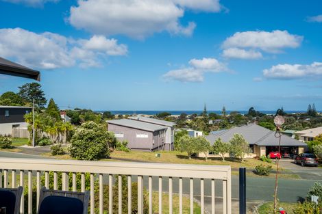 Photo of property in 17 Driftwood Place, Mangawhai Heads, Mangawhai, 0505