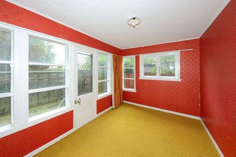 Photo of property in 30 Corson Avenue, Beckenham, Christchurch, 8023