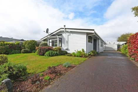 Photo of property in 10 Roband Crescent, Brown Owl, Upper Hutt, 5018
