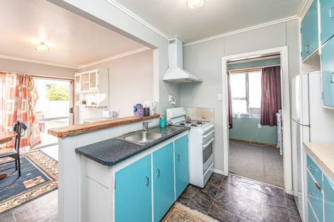 Photo of property in 15 Terrace Street, Aramoho, Whanganui, 4500