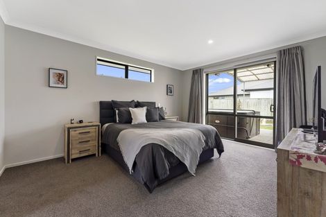Photo of property in 11 Beachvale Drive, Kaiapoi, 7630