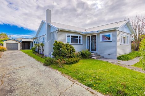 Photo of property in 19 Maude Street, Waimate, 7924