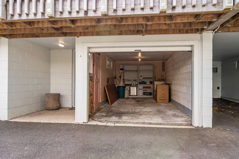 Photo of property in 4/23 Collins Avenue, Tawa, Wellington, 5028