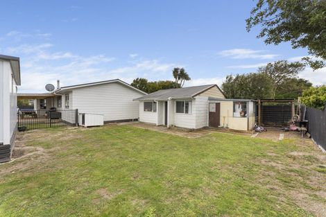 Photo of property in 124 Tremaine Avenue, Westbrook, Palmerston North, 4412