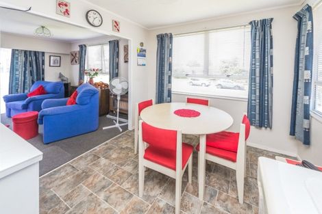 Photo of property in 27 Savage Crescent, Aramoho, Whanganui, 4500