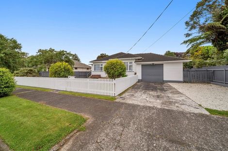 Photo of property in 4 Goodson Place, Hawera, 4610