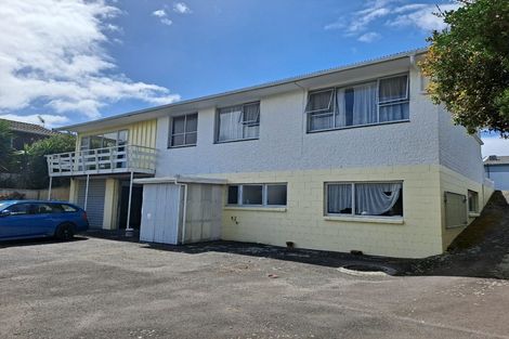 Photo of property in 56 Nevada Drive, Merrilands, New Plymouth, 4312