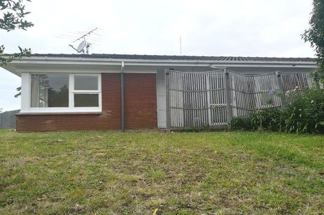 Photo of property in 1/2 Yacht Place, Bucklands Beach, Auckland, 2012