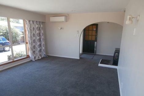 Photo of property in 8 Sylvia Street, Parklands, Christchurch, 8083
