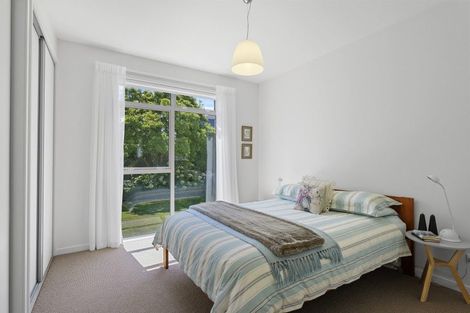 Photo of property in 6a Taylors Avenue, Bryndwr, Christchurch, 8052